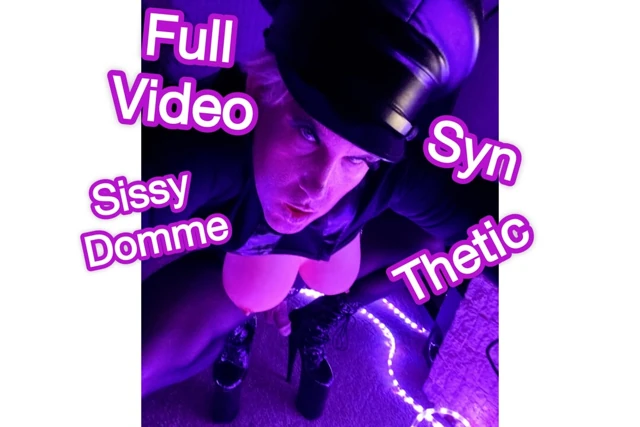 Syn thetic- kadın kılıklı dominatrix döl yiyor