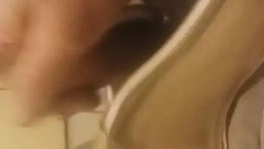 Adım anneler topuklu sikme ve boşalmak
