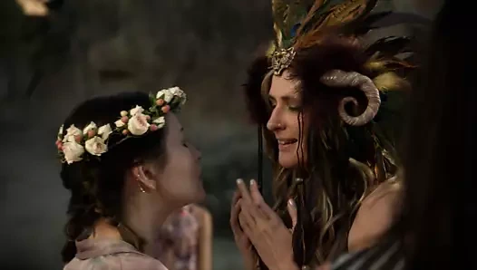 Emily esmerleşme. maura tiernery - "ilişki" s4e07 2