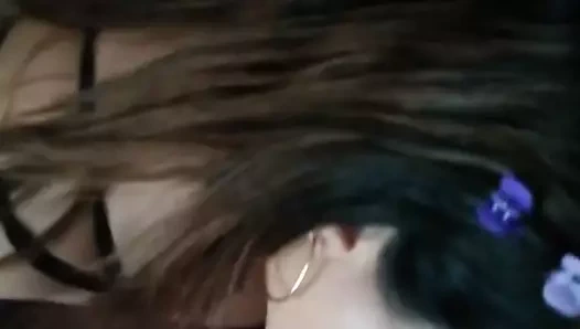 Nawal obtient une touche erotic