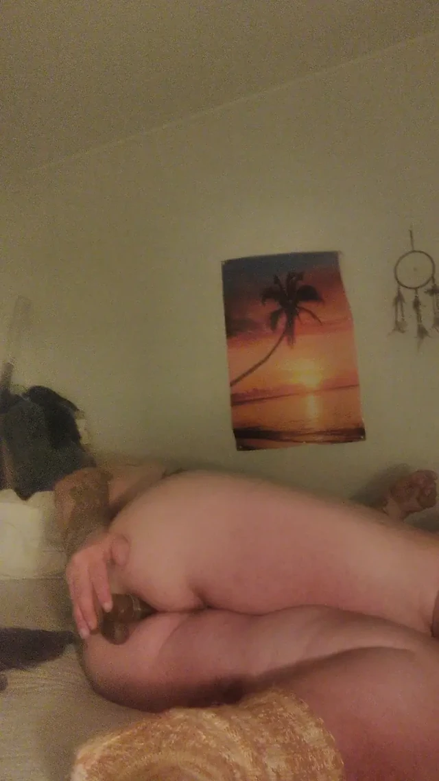 GANGSTAZZ 8 İNÇ BBC DILDO KULLANDIĞIMI GÖSTERİYOR