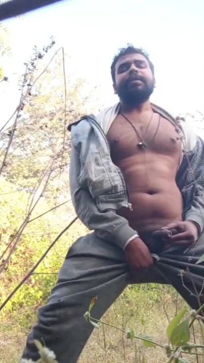 Hintli yıldızı Ismaatdeva'nın hayran kulübü üyesi Simpyy'ye noel hediyesi | Klip 3