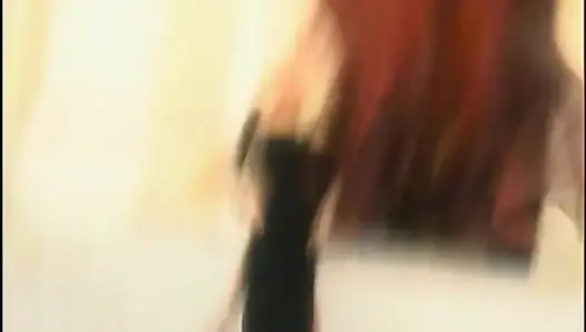 Mükemmel sarışın bir kadınla üçlü seks - 2'de 1 sahne