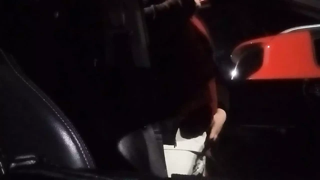 Otoparkta duman ve çiş