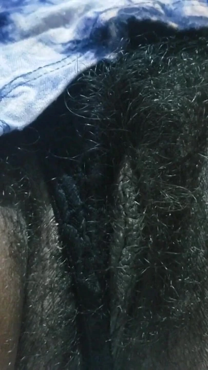 Tıraşsız baştan çıkarıcı amcıklar, ev yapımı olgun ateşli kıllı orta yaşlı seksi kadın | Klip 3