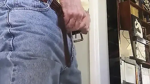 Seni küçültüyorum ve varoluşa domine ediyorum