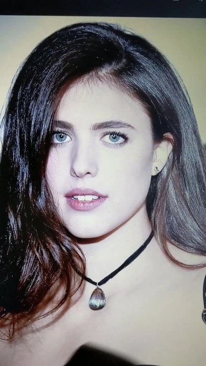 Margaret qualley boşalıyor