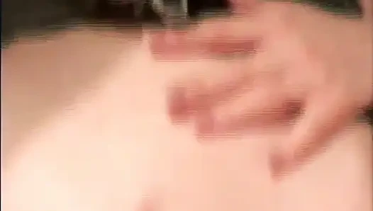Sadece vajinamı siktir ve boşal.