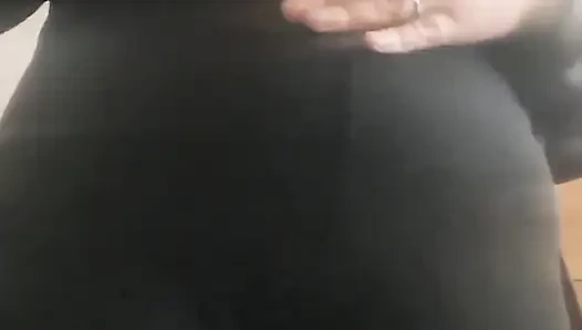 Orta yaşlı seksi kadın kıllı amcık