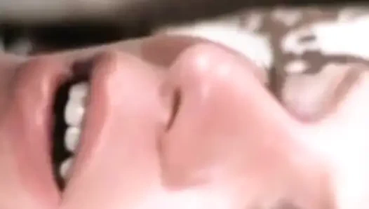 Классический экшн с киской Jade