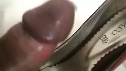 Cum on red shoes