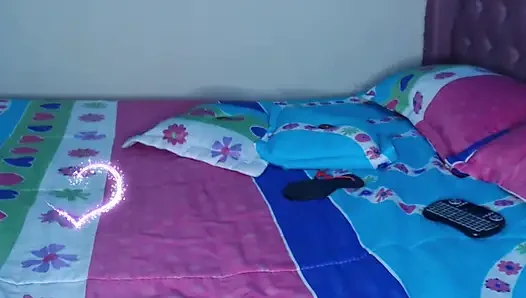 A SUPER INTENSE MASTURBATION SESSION WITH THE HITACHI