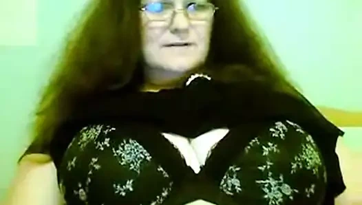 Orta yaşlı seksi kadın teşhir ediyor - doğal iri güzel nine makyajsız