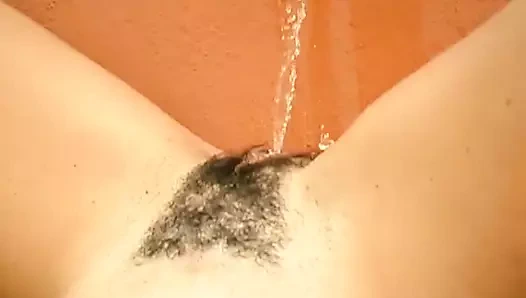 baş aşağı kıllı çiş