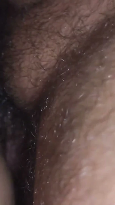Filipinli orta yaşlı seksi kadın prezervatif takan müşteri ile kremsi amcık | Klip 1