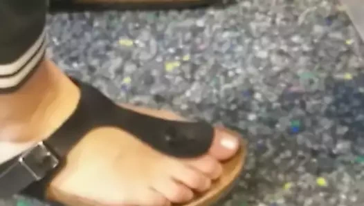 Bu olduğunu dik güzel milf ayaklar ve faceshot