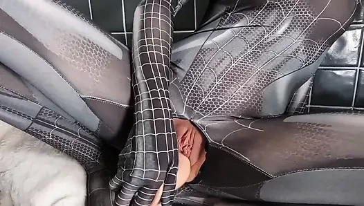 Venom dildo oyunu