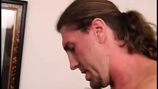 Meraklı erkek delisi sahnede ilk kez sahneye çıktı