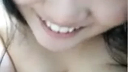 Asya kız alay üzerinde kam