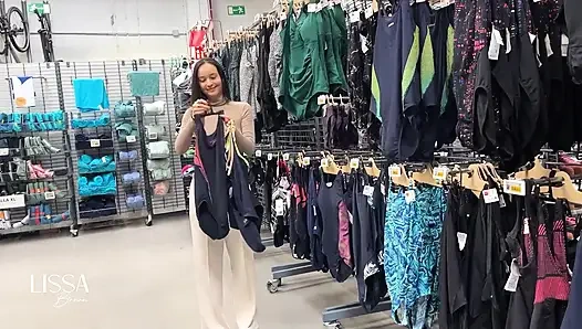 Tek parça mayo soyunma odası