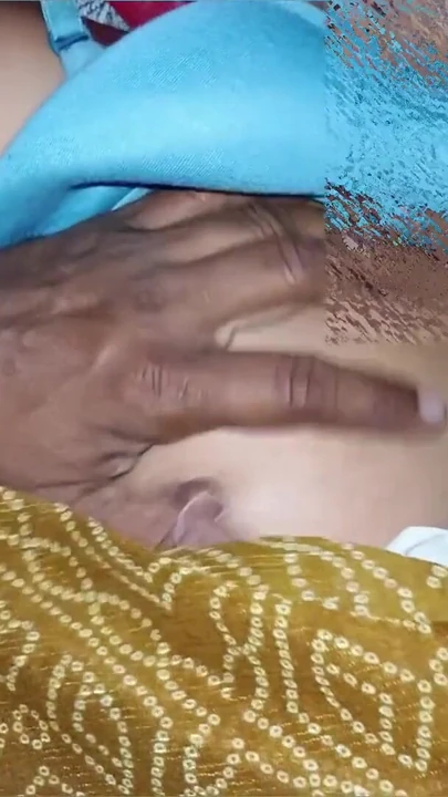 Üvey teyze ile ilk gece | Klip 1