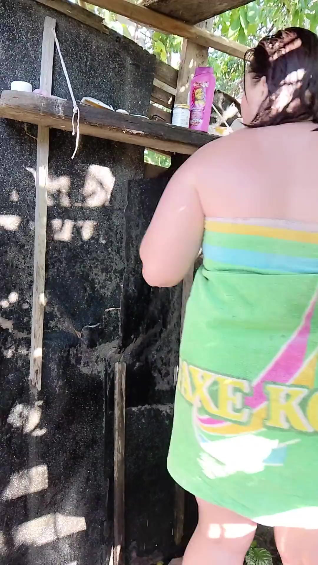 Chubby Big Tits Girl Outdoor Shower With Huge Cock Boyfriend Closeup Amateur