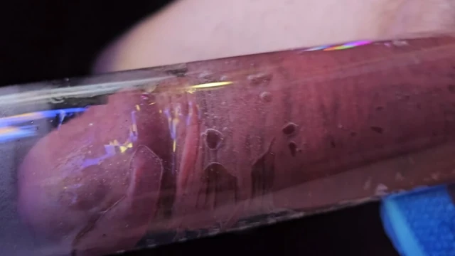 Доение.Машина.22 - 8 "мясистый необрезанный немецкий член в Tremblr