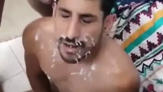 Hintli grup boşalma