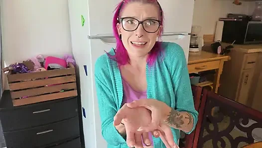 Üvey anne aşağılığı buluyor