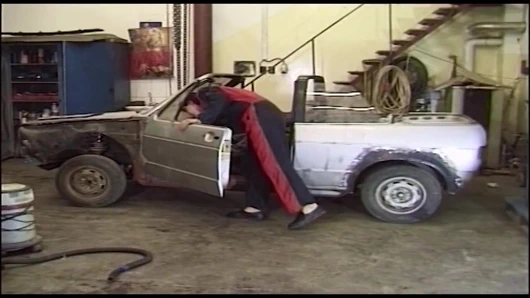 Araba tamircisi büyük göt sikişi... ağzına boşalma