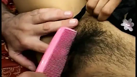 Tombul latin kaltak kıllı amından sikiliyor