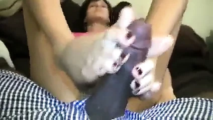 Erin's big size 11 footjob