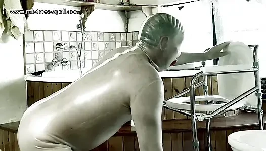 Dominatrix sahibe April - domuzcuk abattoir'de