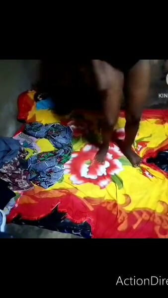 Kız arkadaşımın Tamil arkadaşı doğum günümde bana amını hediye etti | Klip 2