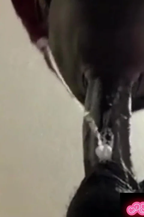 Akşam yemeğinden önce ona bu küçük sürprizi yaptı