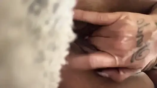 Yakın çekim bakış açısı amcık oyunu w/ bella