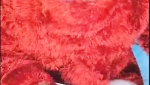 Sıcak milf içinde kırmızı elbise üzerinde tango