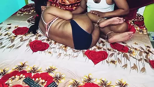 Köylü yenge kocasıyla ilk kez seks yapıyor.