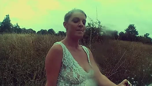 Kylie İngiltere'nin pul reklamlarını ele geçirmesi