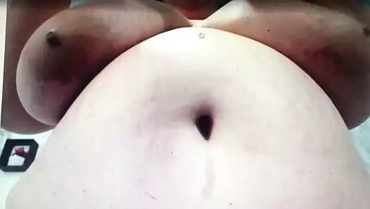 Büyük göğüslü Kolombiyalı 2