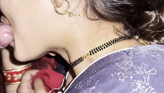 Hintli evli kadın çok sert yarak emiyor