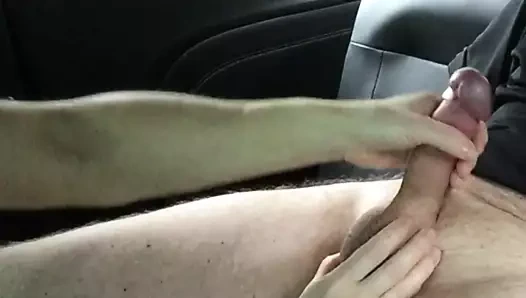 karısı araba masturbasyon