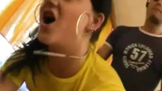 Hollandalı tatlı zevk sürerken sert horoz şey seviyor