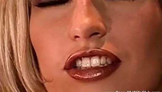 Aldatılan çift salıncak öğrenin