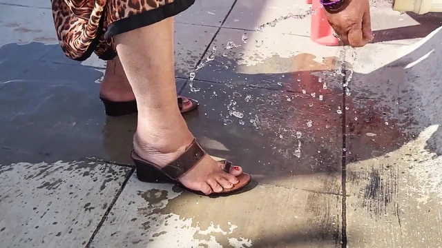 Güneşe Basking açık Havada Kendini Seviyor