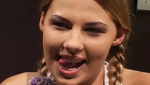 Amerikalı genç kızın maceraları - cilt 18