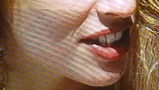 Weiße Höschen Chroniken 08: Poolside Lesbenabenteuer