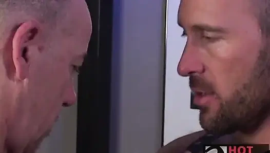 Sağlam: Yatak Tomurcukları