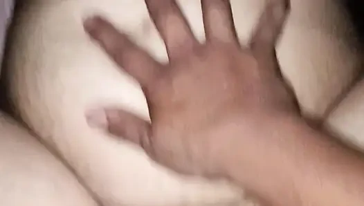 Karısını emiyor ve sikiyor