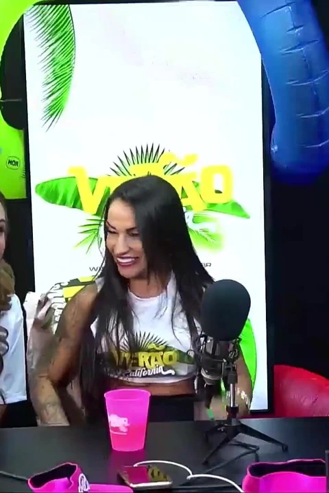 Pagode da ofensa - ep. summer california: agnes, clara wellen ve monique bertolini